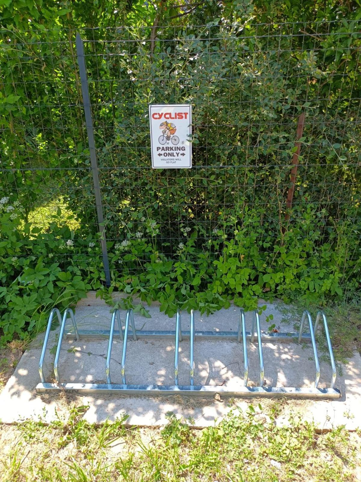 Gite Les Dames Du Quint 3 Etoiles Baume-les-Dames Habitación foto